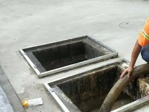 苍溪化粪池清理
